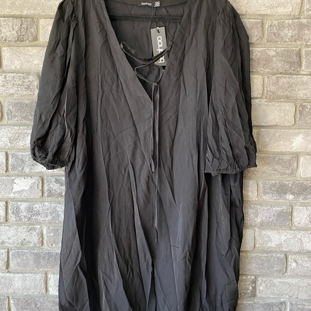 Plus Extreme Plus Sleeve Criss Cross Dress